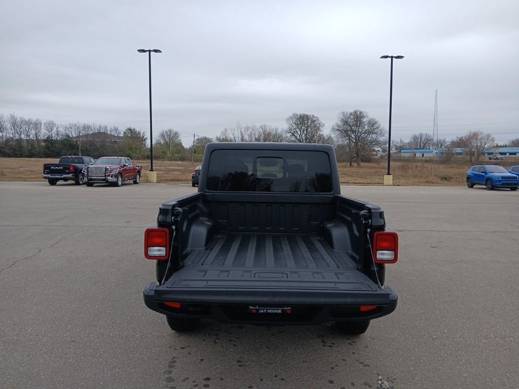 New 2026 Jeep Gladiator Sport AWD/4WD image 9