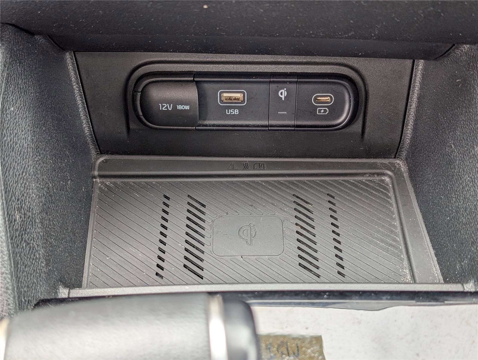 Used 2023 Kia Sportage EX AWD/4WD image 25