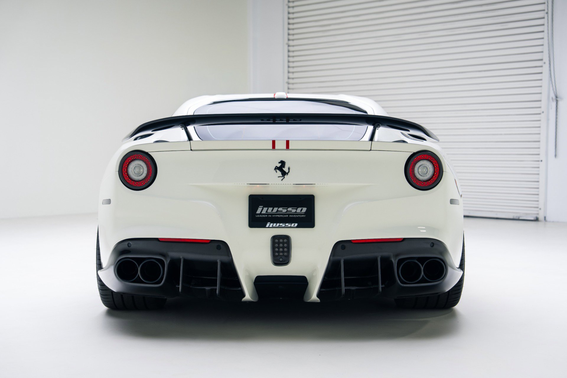Used 2016 Ferrari F12 Berlinetta image 6