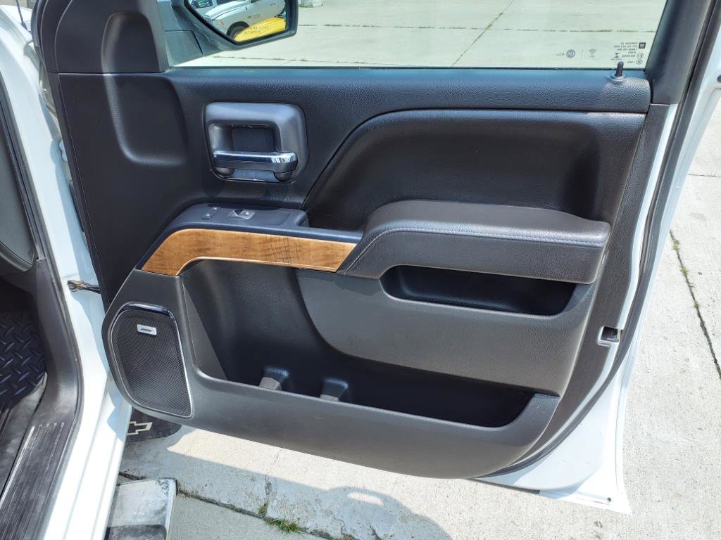 Used 2017 Chevrolet Silverado 1500 LTZ w/ Sport Package image 18