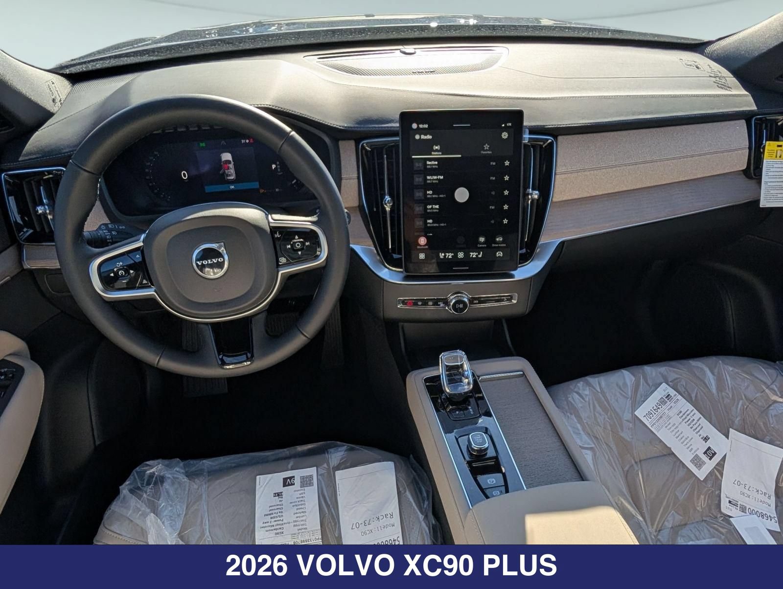 New 2026 Volvo XC90 B6 Plus w/ Protection Package Premier AWD/4WD image 14