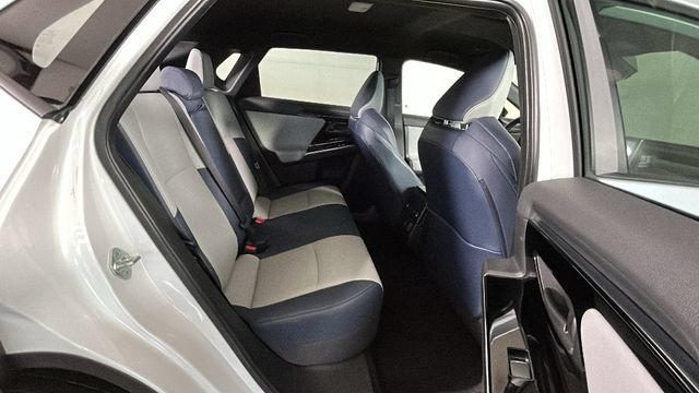 Used 2023 Subaru Solterra AWD image 28