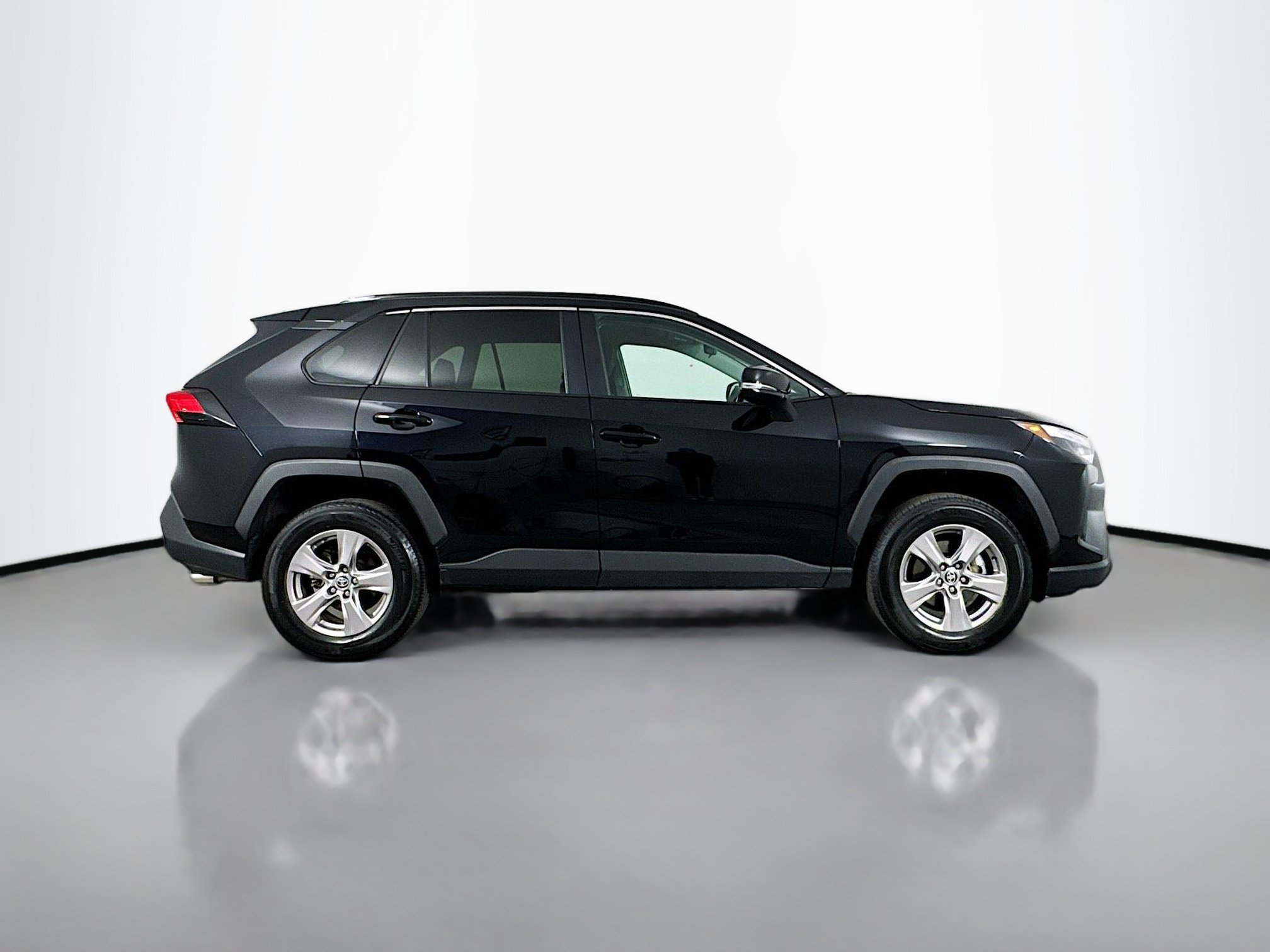 Certified 2024 Toyota RAV4 XLE AWD/4WD image 8