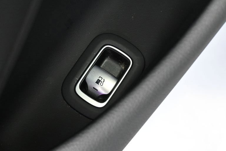 Used 2025 Mercedes-Benz S 63 AMG S image 21