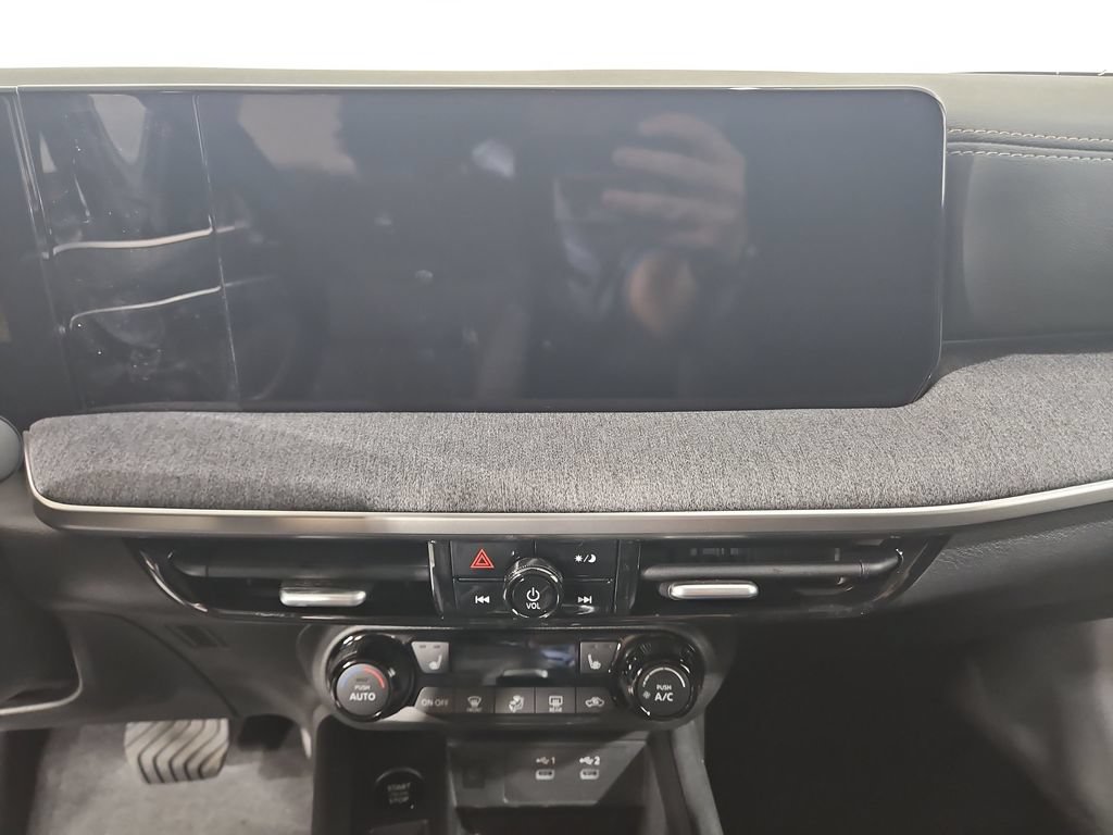 New 2026 Nissan Kicks SV w/ SV Premium Package AWD/4WD image 19