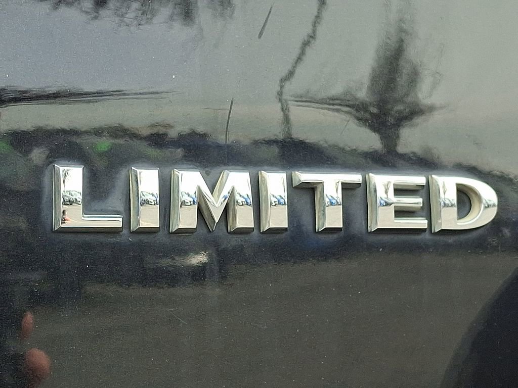 Used 2016 Jeep Grand Cherokee Limited image 21