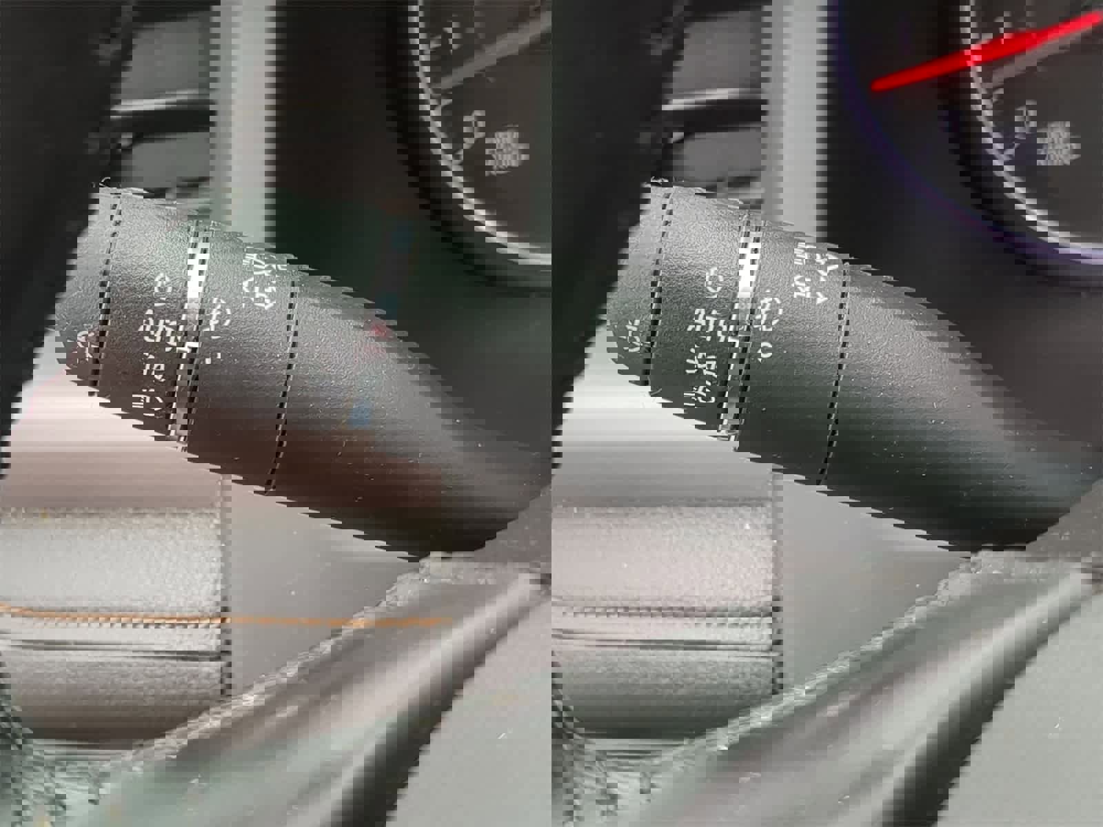 Used 2017 GMC Acadia SLT image 33