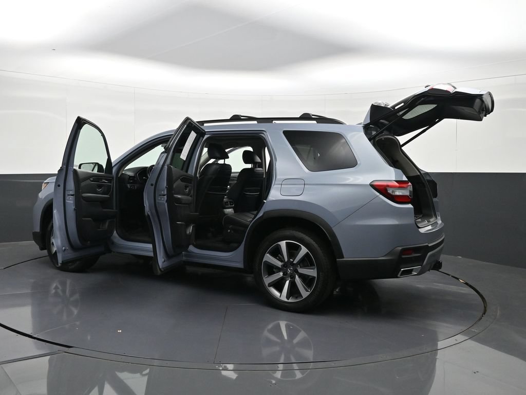 Used 2024 Honda Pilot Elite image 44