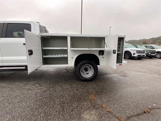 New 2026 Ford F350 XL w/ XL Chrome Package image 5