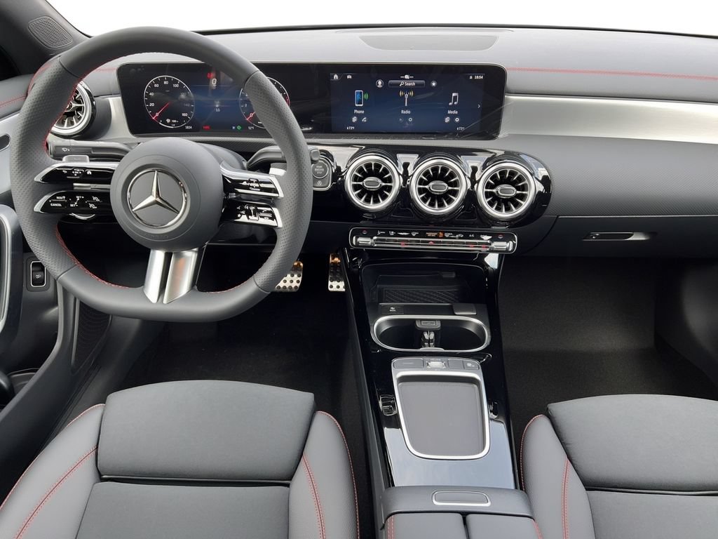 New 2026 Mercedes-Benz CLA 250 4MATIC image 5