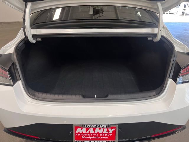 Used 2022 Hyundai Elantra N Line image 16