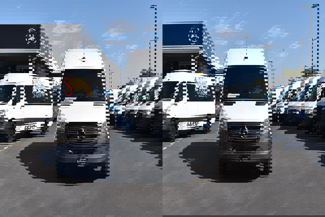 New 2025 Mercedes-Benz Sprinter 2500 image 2
