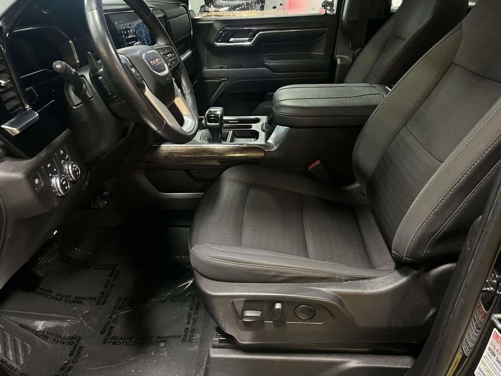 Used 2023 GMC Sierra 1500 Elevation image 13