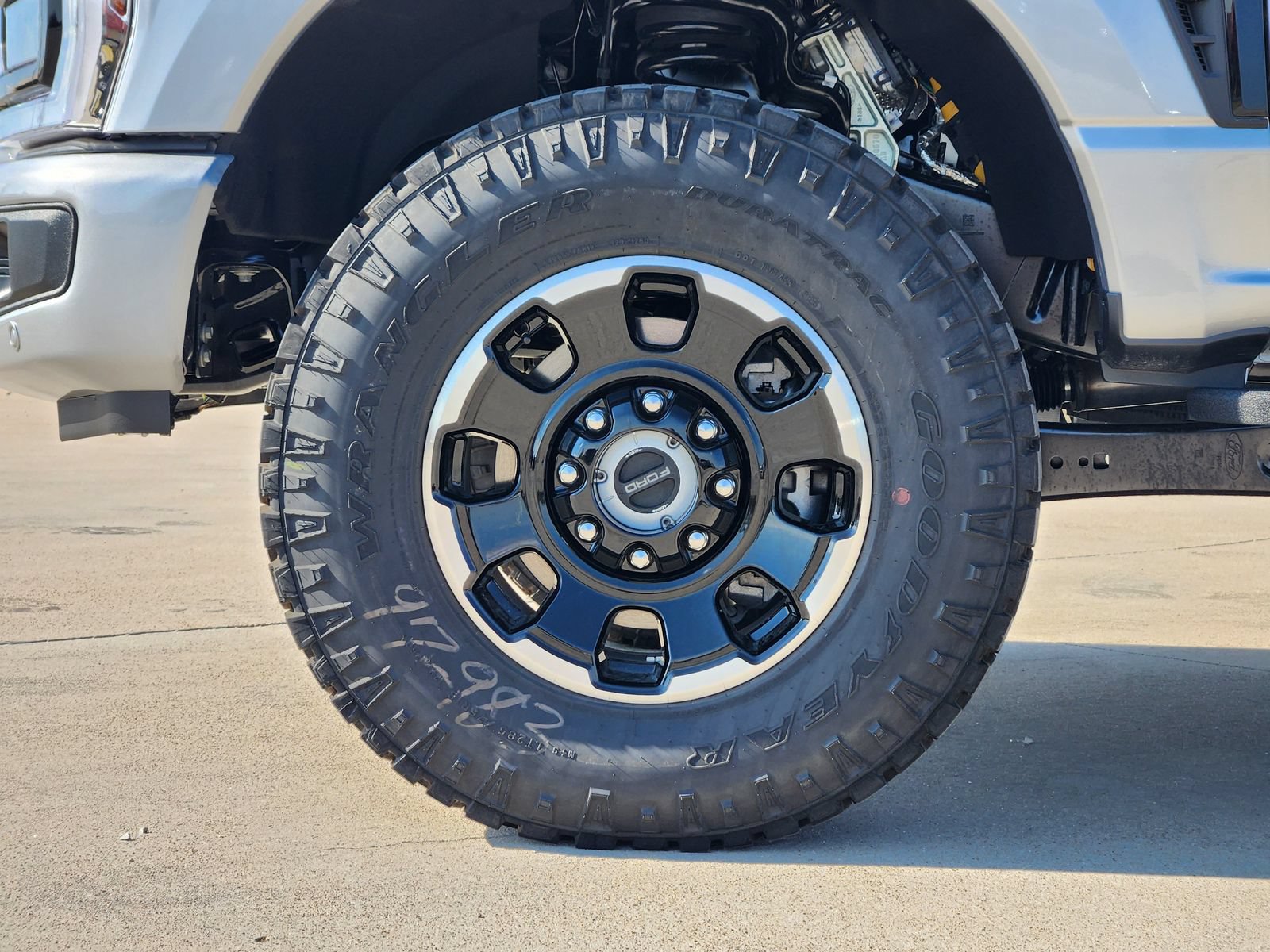 New 2027 Ford F250 Lariat w/ Tremor Off-Road Package AWD/4WD image 14