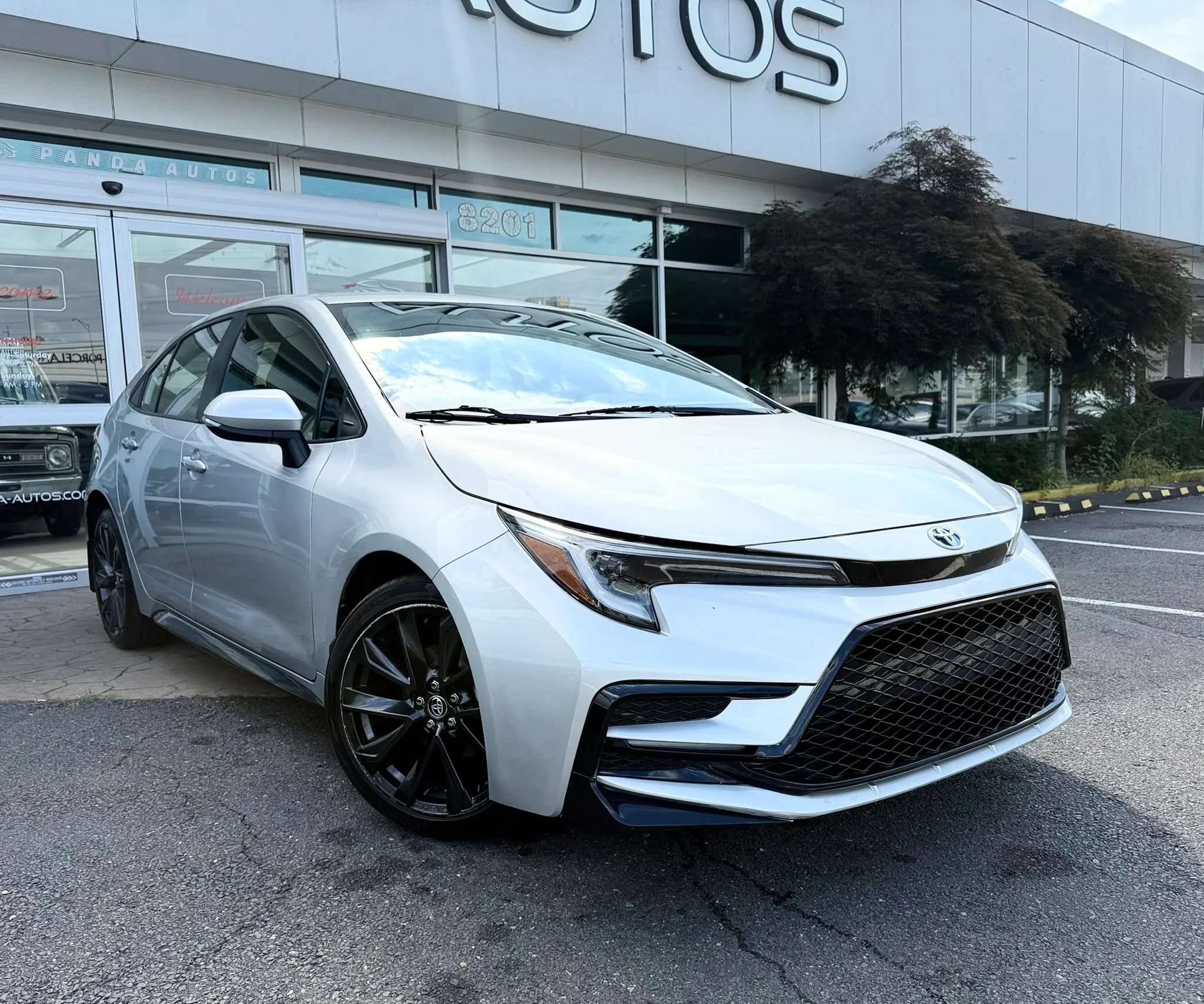 Used 2023 Toyota Corolla SE