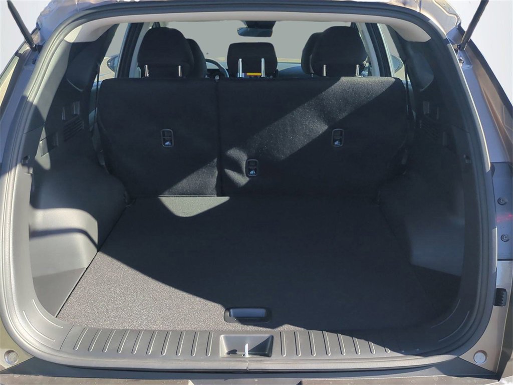 New 2026 Hyundai Tucson Blue SE image 14