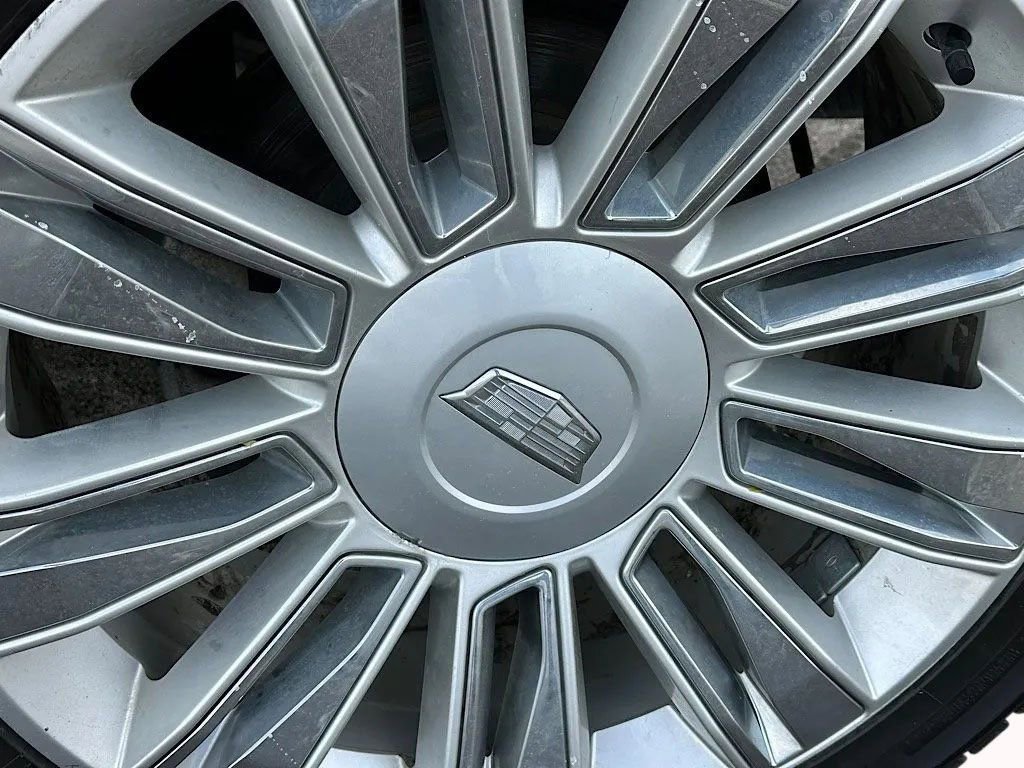 Used 2020 Cadillac Escalade Platinum image 31