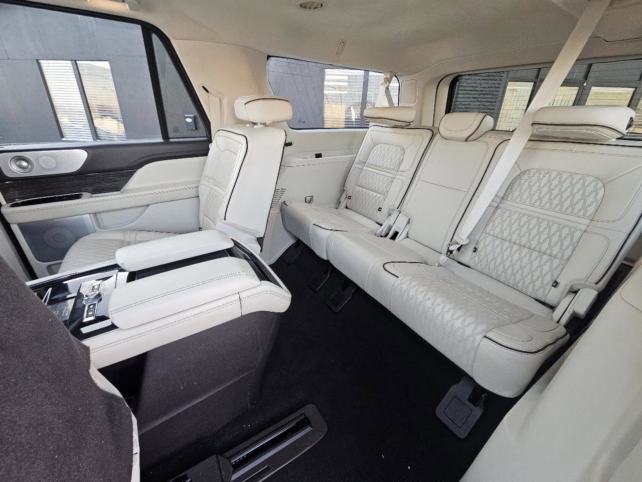 Used 2018 Lincoln Navigator L Black Label w/ Cargo Package image 64