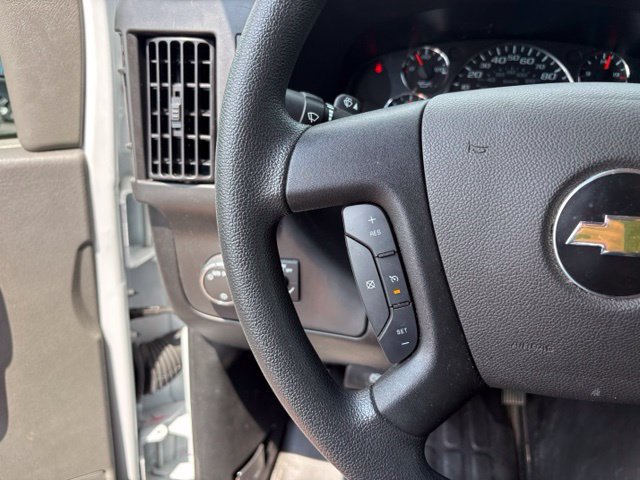 Used 2025 Chevrolet Express 2500 w/ Driver Convenience Package RWD image 32