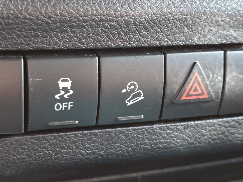 Used 2017 Jeep Wrangler Unlimited Sport w/ Connectivity Group image 30