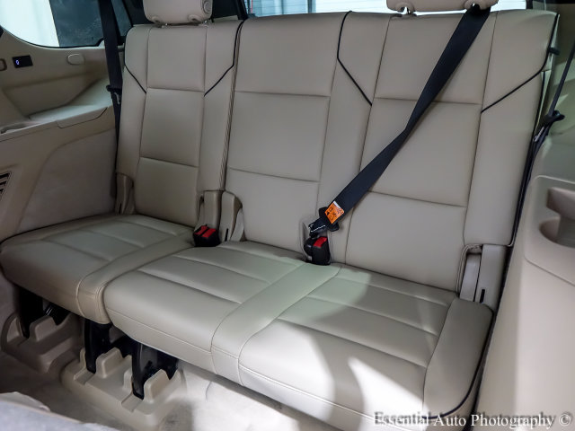 Certified 2022 Cadillac Escalade Premium Luxury w/ LPO, Illumination Package AWD/4WD image 13