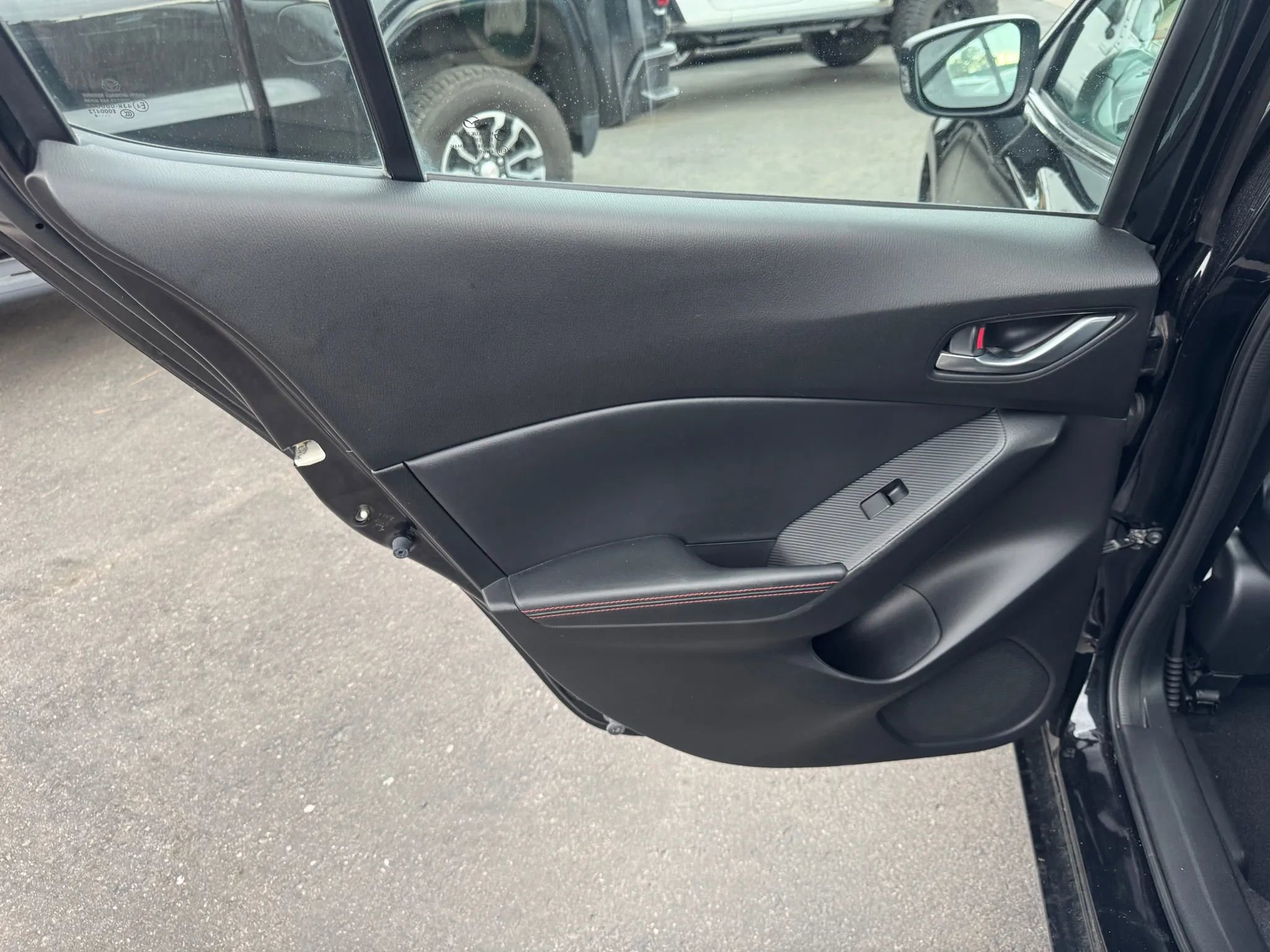 Used 2015 MAZDA MAZDA3 s Grand Touring image 17