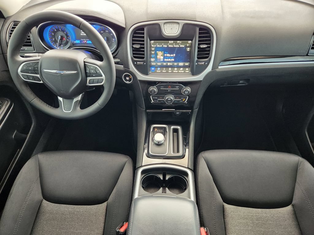 Used 2023 Chrysler 300 Touring w/ Sport Appearance Package RWD image 25