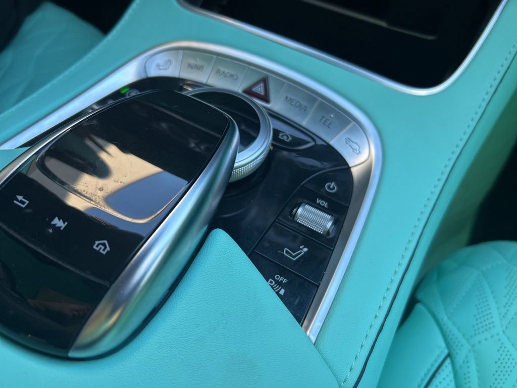 Used 2019 Mercedes-Benz S 560 Sedan w/ Premium Package image 55