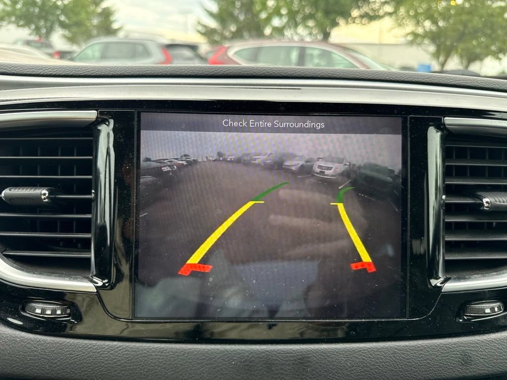Used 2019 Chrysler Pacifica Touring-L Plus w/ S Appearance Package FWD image 22