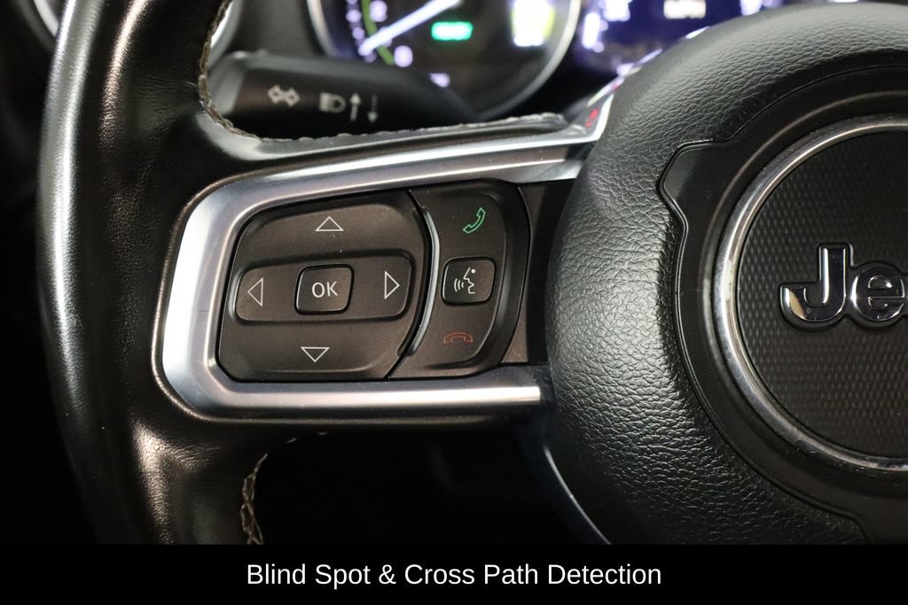 Used 2022 Jeep Wrangler Unlimited Sahara w/ Cold Weather Group AWD/4WD image 8