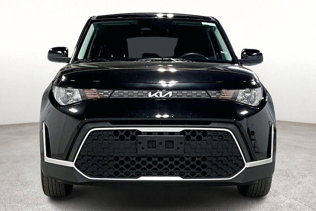 Used 2025 Kia Soul LX image 5