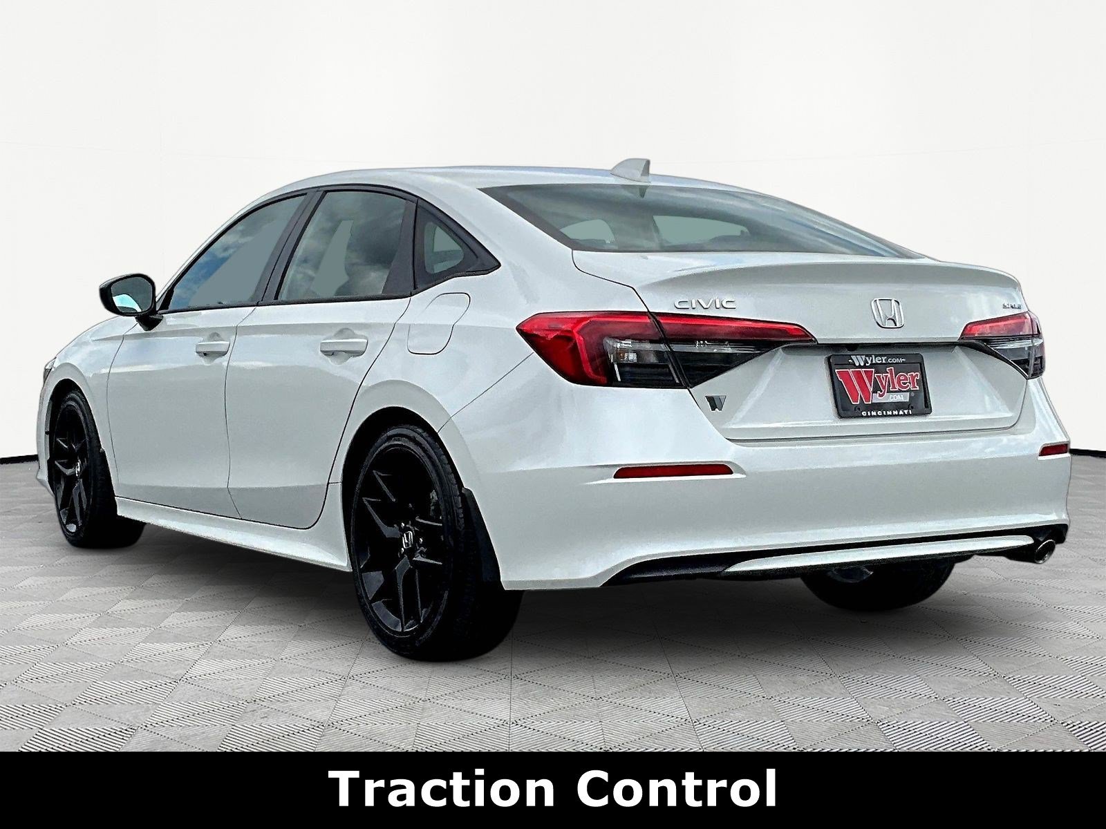 Used 2024 Honda Civic Sport image 4
