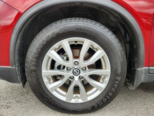 Used 2018 Nissan Rogue SV w/ Premium Package FWD image 20