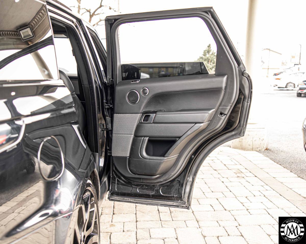 Used 2020 Land Rover Range Rover Sport HSE Dynamic AWD/4WD image 39