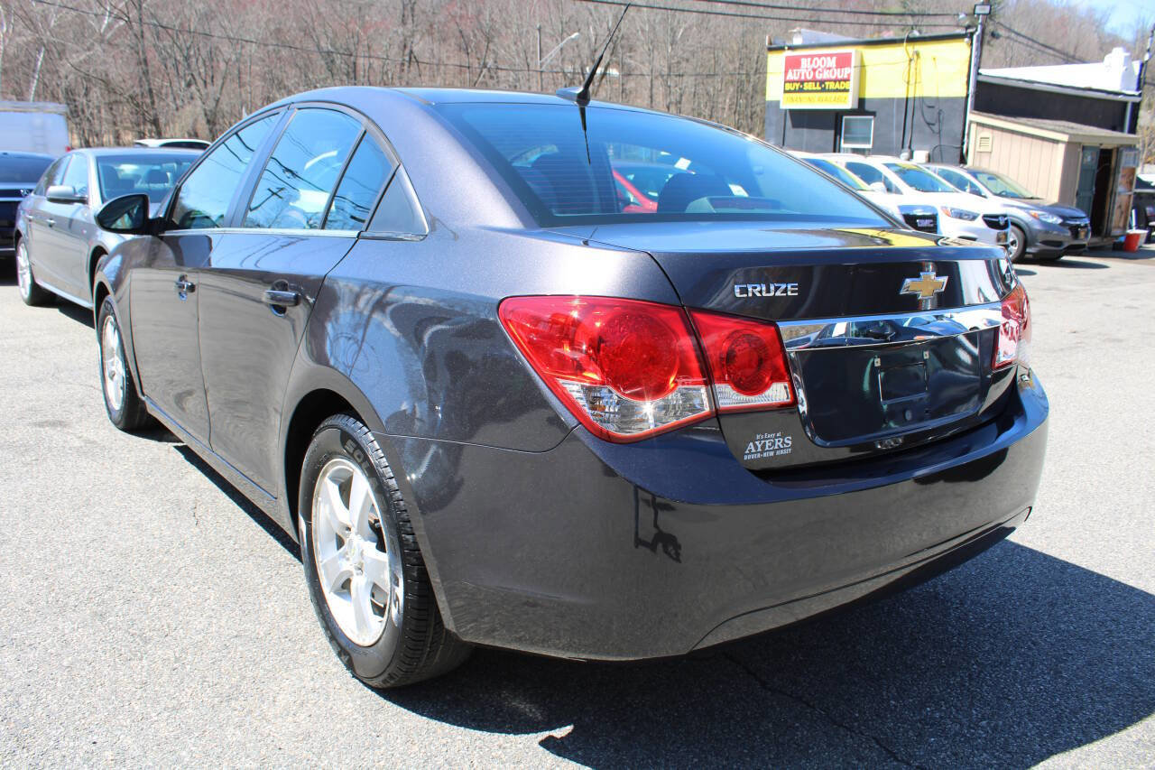 Used 2014 Chevrolet Cruze LT image 9