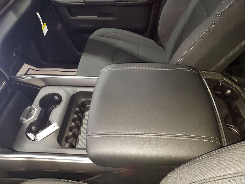 New 2026 RAM 2500 Big Horn AWD/4WD image 27