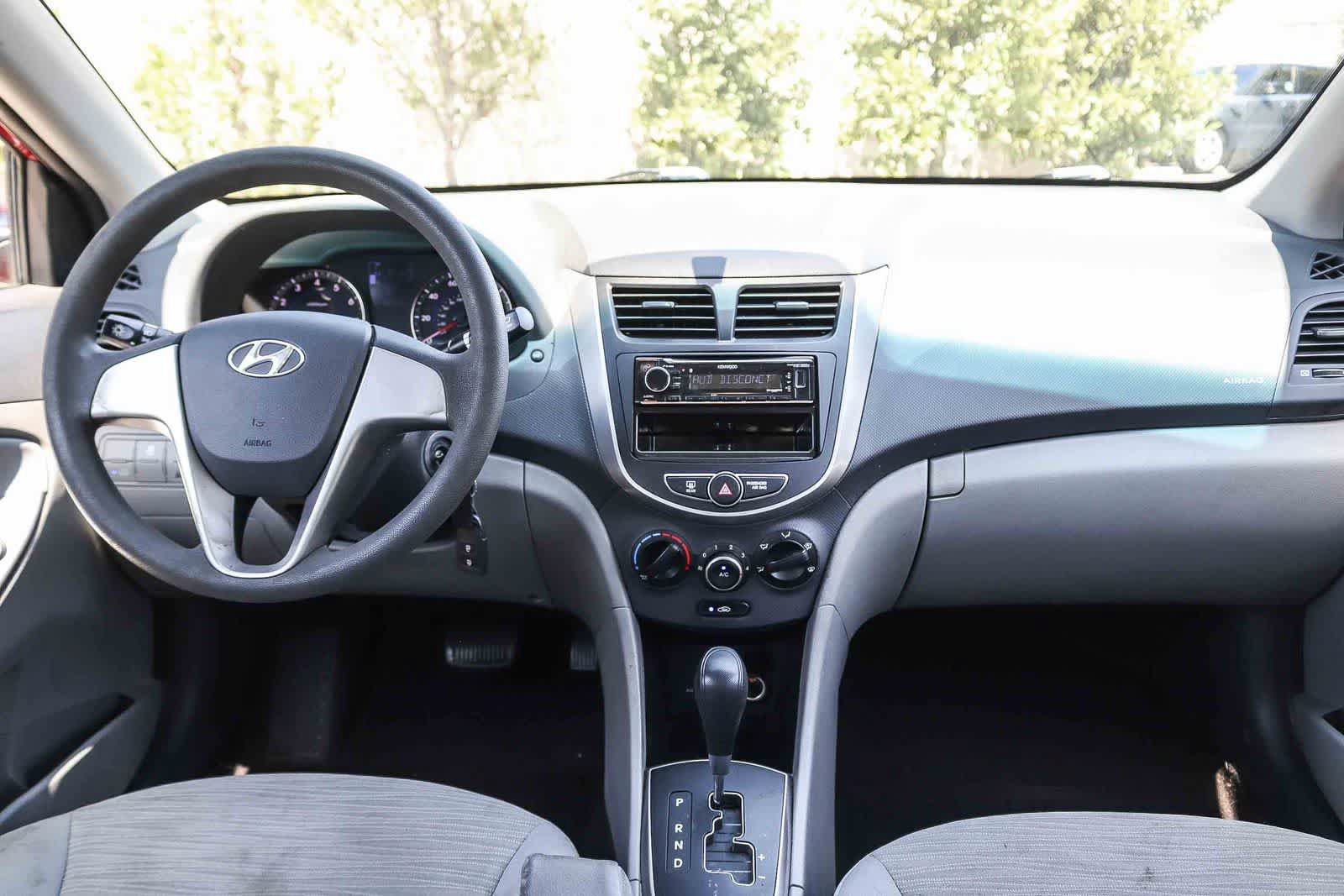 Used 2017 Hyundai Accent SE FWD image 12