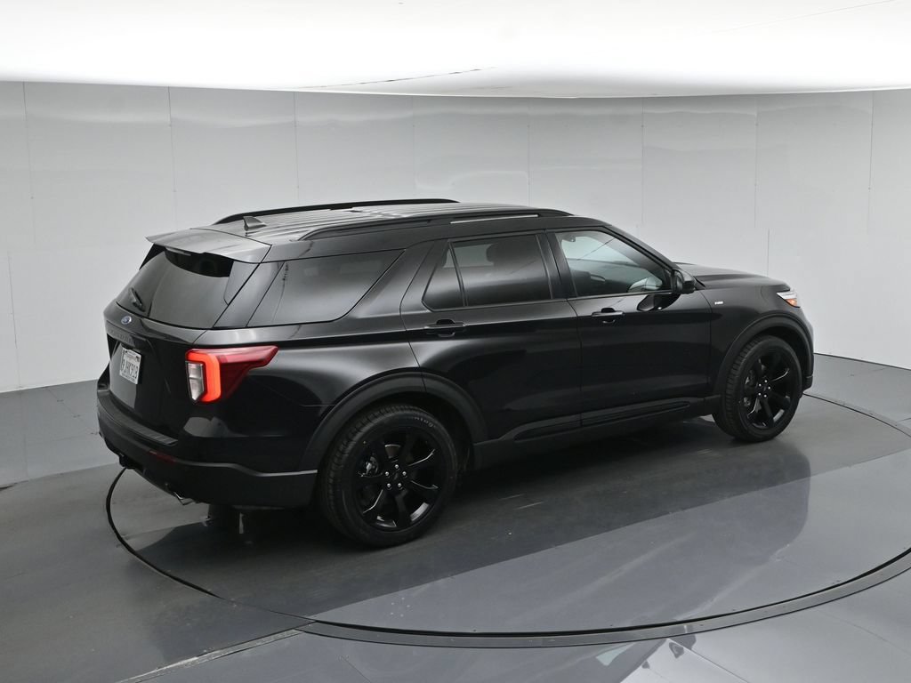 Certified 2023 Ford Explorer ST-Line w/ Class IV Trailer Tow Package RWD image 45