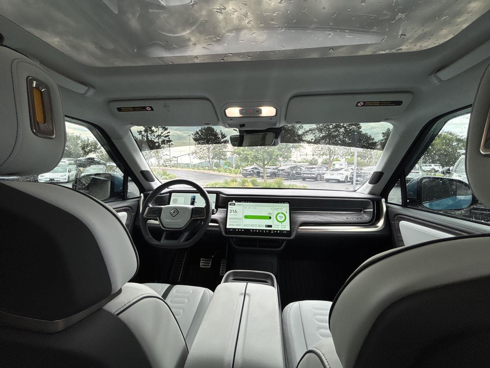 Used 2022 Rivian R1T Adventure AWD/4WD image 22
