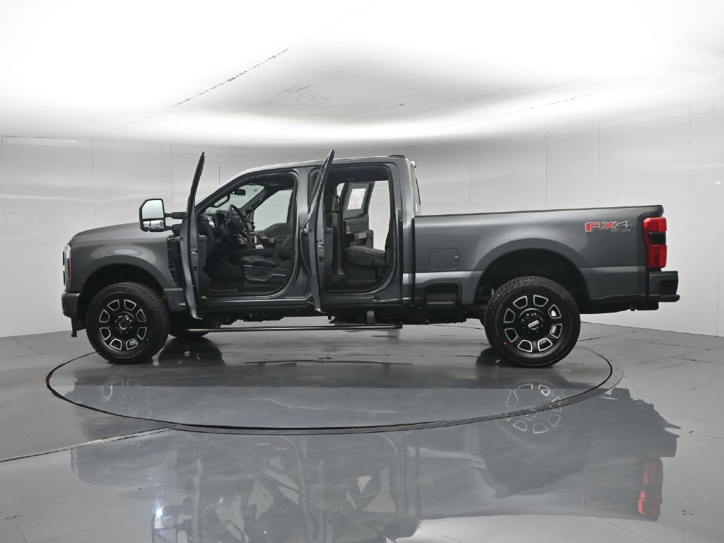 New 2026 Ford F250 Platinum AWD/4WD image 37