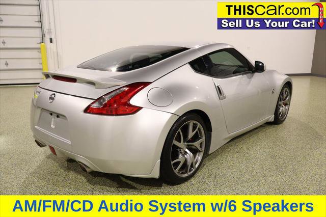 Used 2016 Nissan 370Z w/ Sport Package image 7