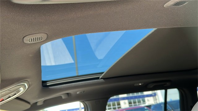 Used 2023 Jeep Grand Cherokee 4WD 4xe image 13