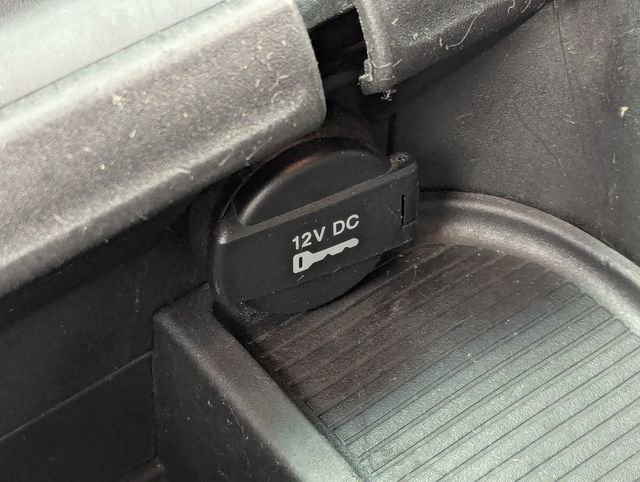 Used 2017 RAM 1500 Classic SLT w/ SLT Plus D￩cor Group image 23
