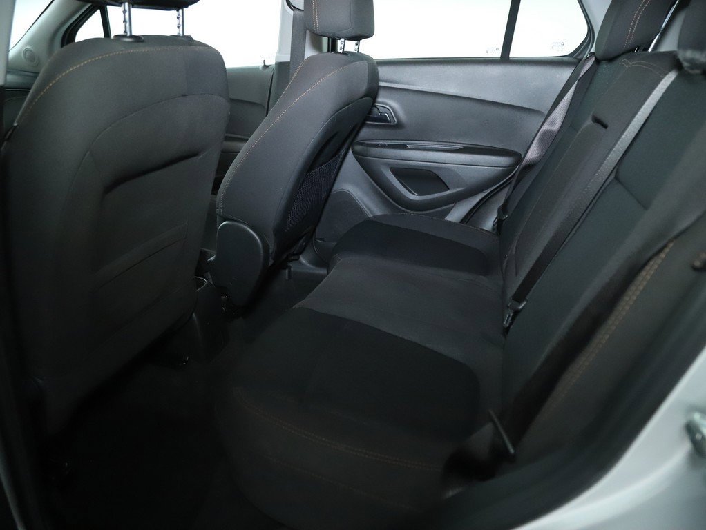 Used 2018 Chevrolet Trax LS image 14