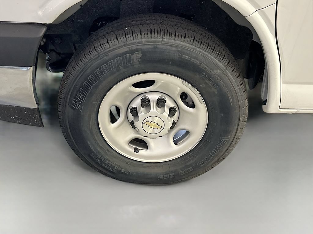 New 2025 Chevrolet Express 2500 Extended w/ Driver Convenience Package RWD image 28