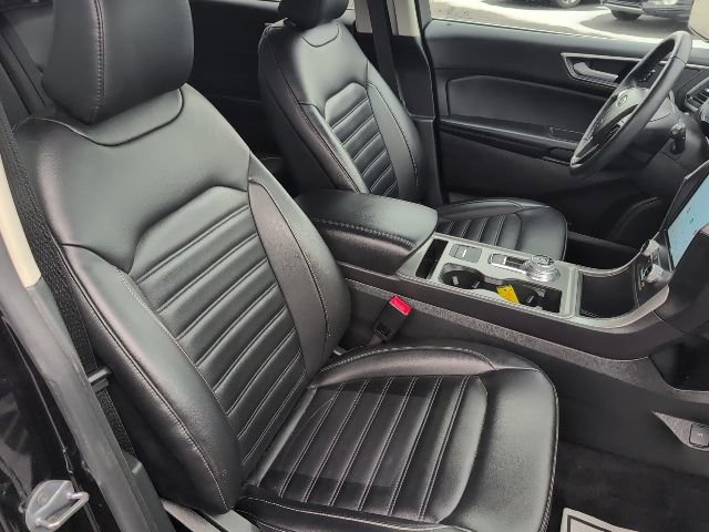 Used 2024 Ford Edge SEL w/ Convenience Package image 28