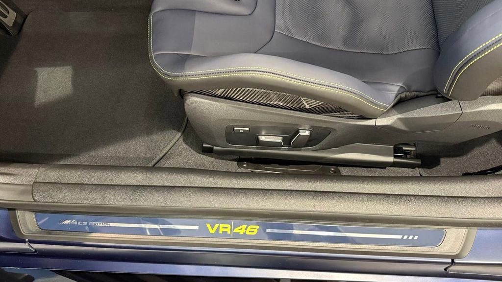Used 2025 BMW M4 CS image 7