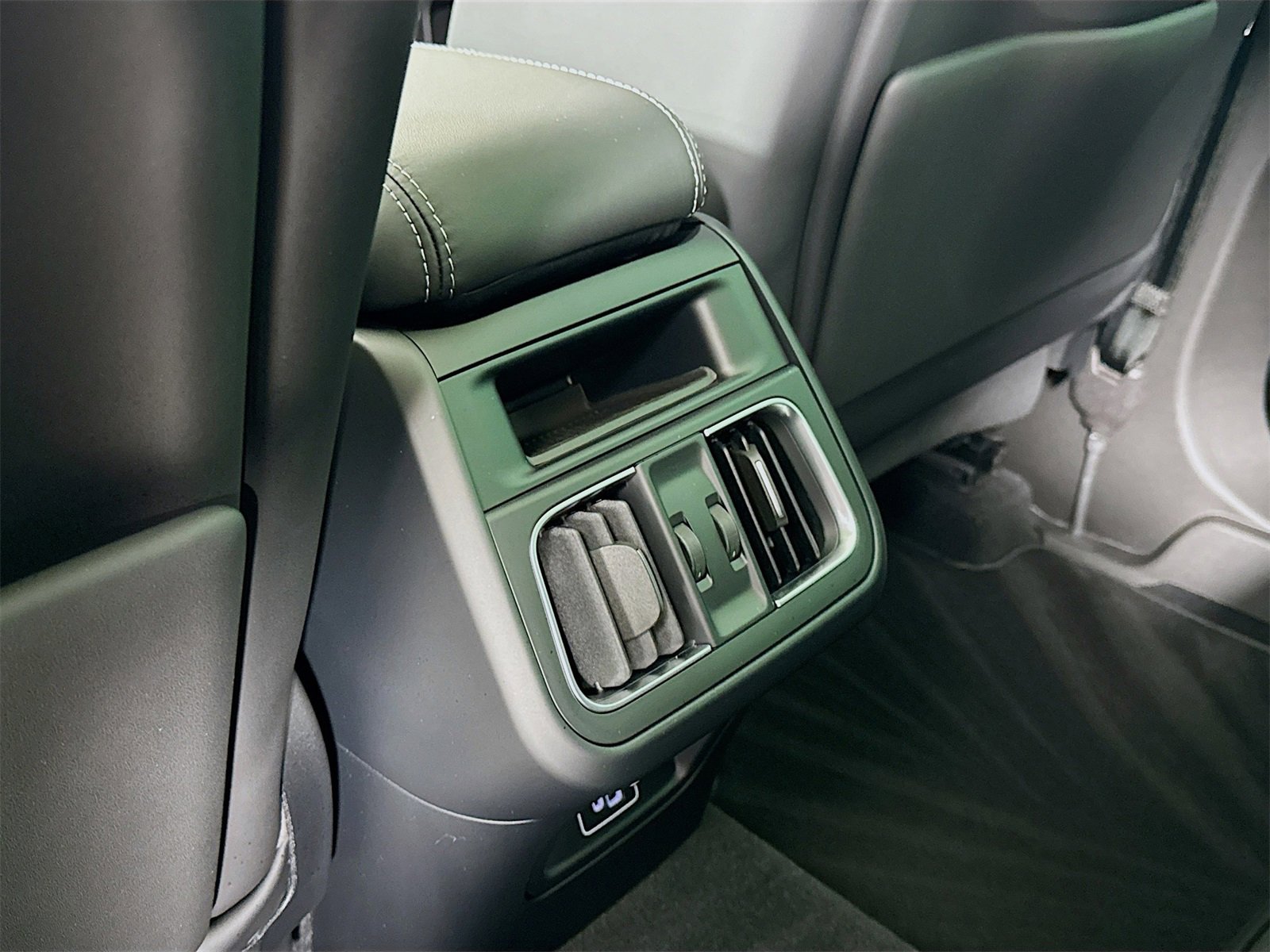 New 2025 Maserati Grecale GT image 27