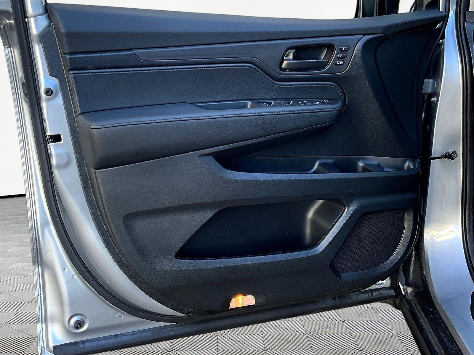 Used 2026 Honda Odyssey EX-L image 18