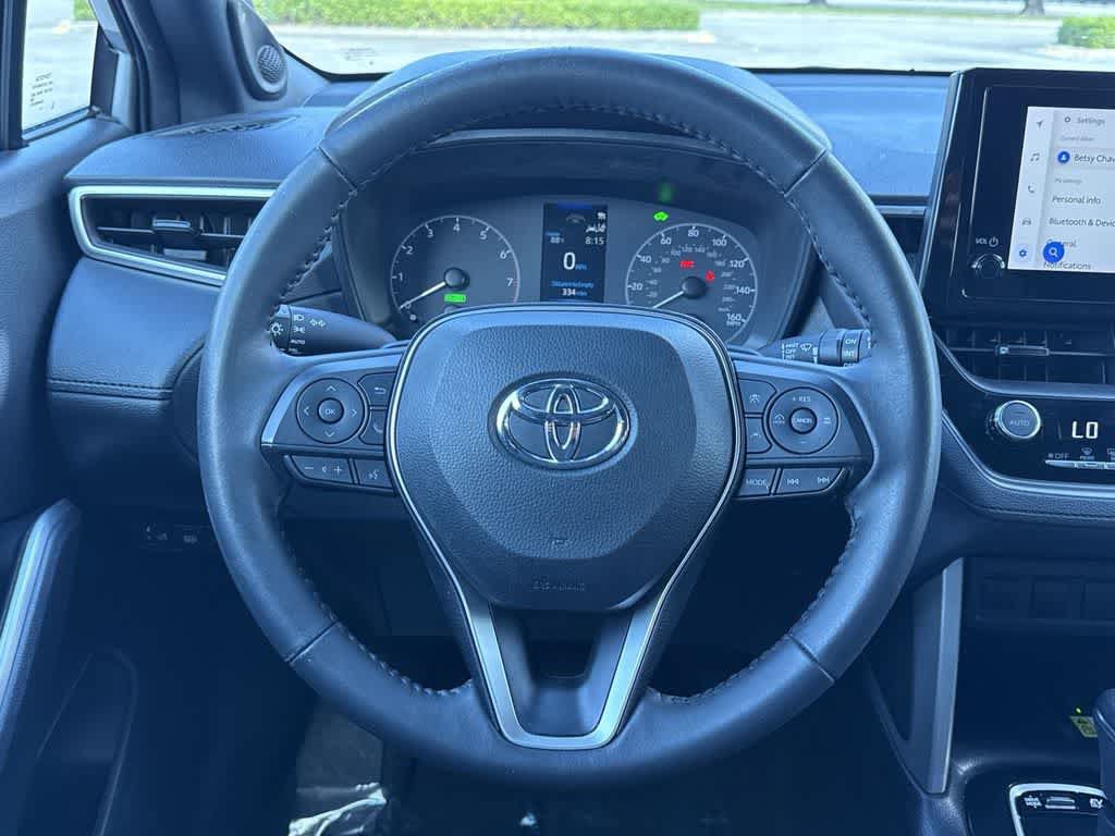 Used 2023 Toyota Corolla Cross AWD Hybrid w/ Moonroof Package image 15